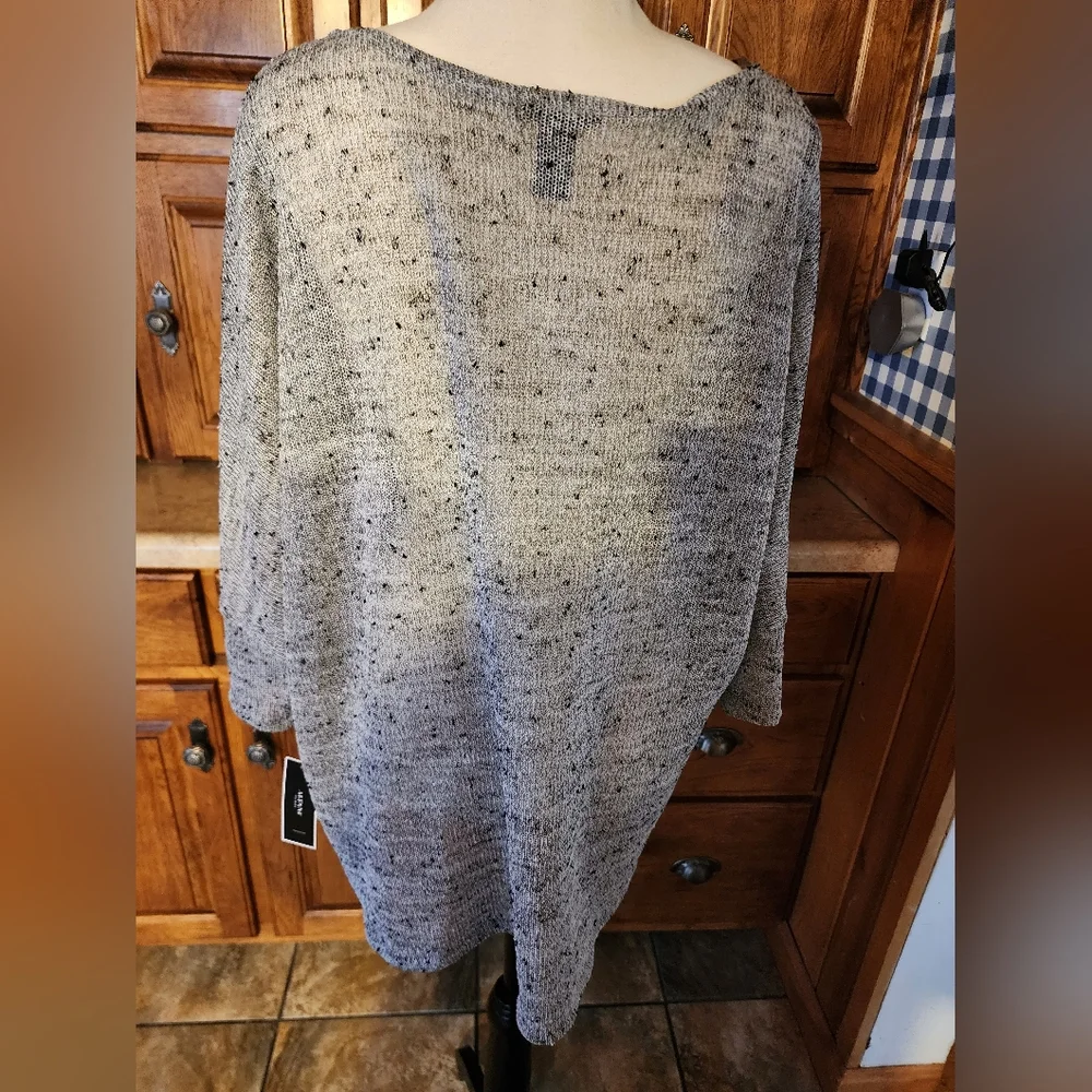 Alfani Woman Grey and White Sweater Size 1X - Picture 5 of 8